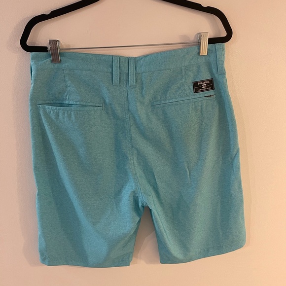 Men’s Billabong Size 32 waist board shorts (Never worn, past the return date) - Picture 3 of 3